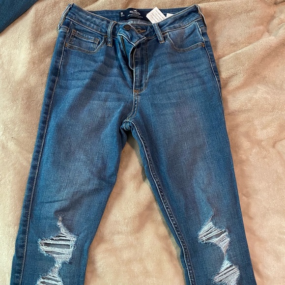 Hollister jeans - Picture 1 of 3